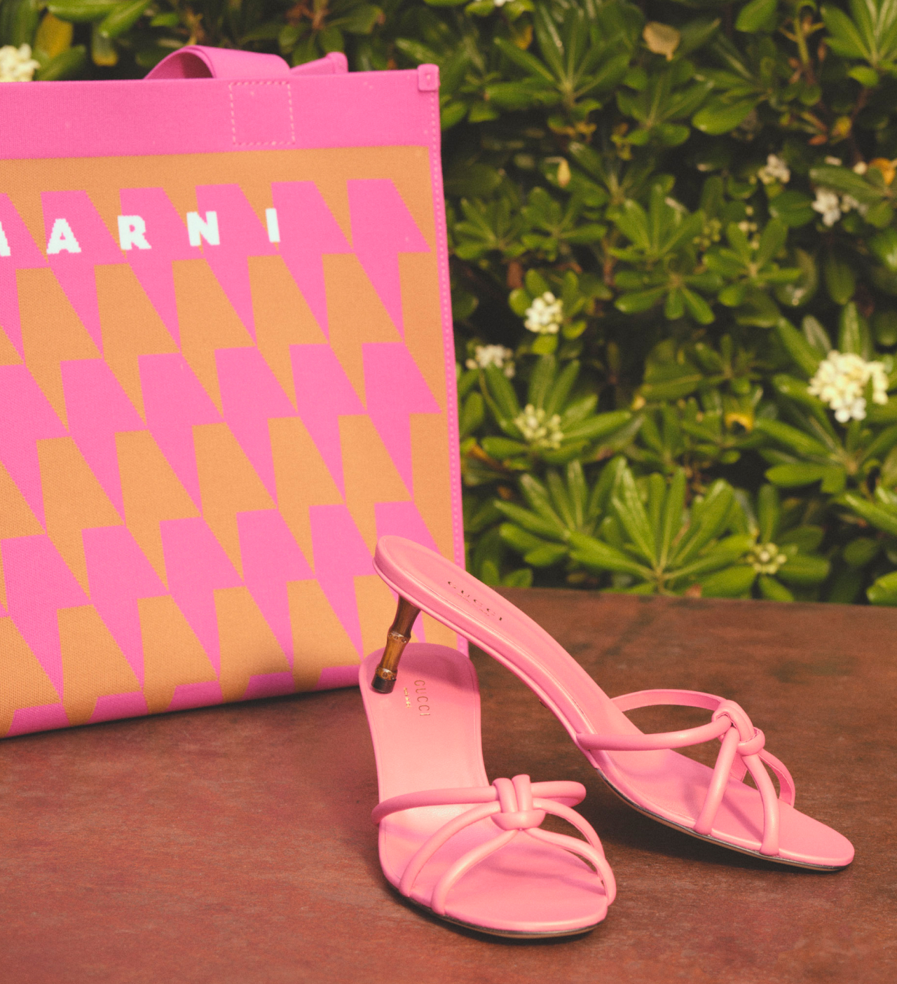 SANDALS & ESPADRILLES