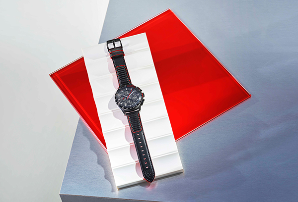 Black and red Pilota Evo automatic chronograph watch 