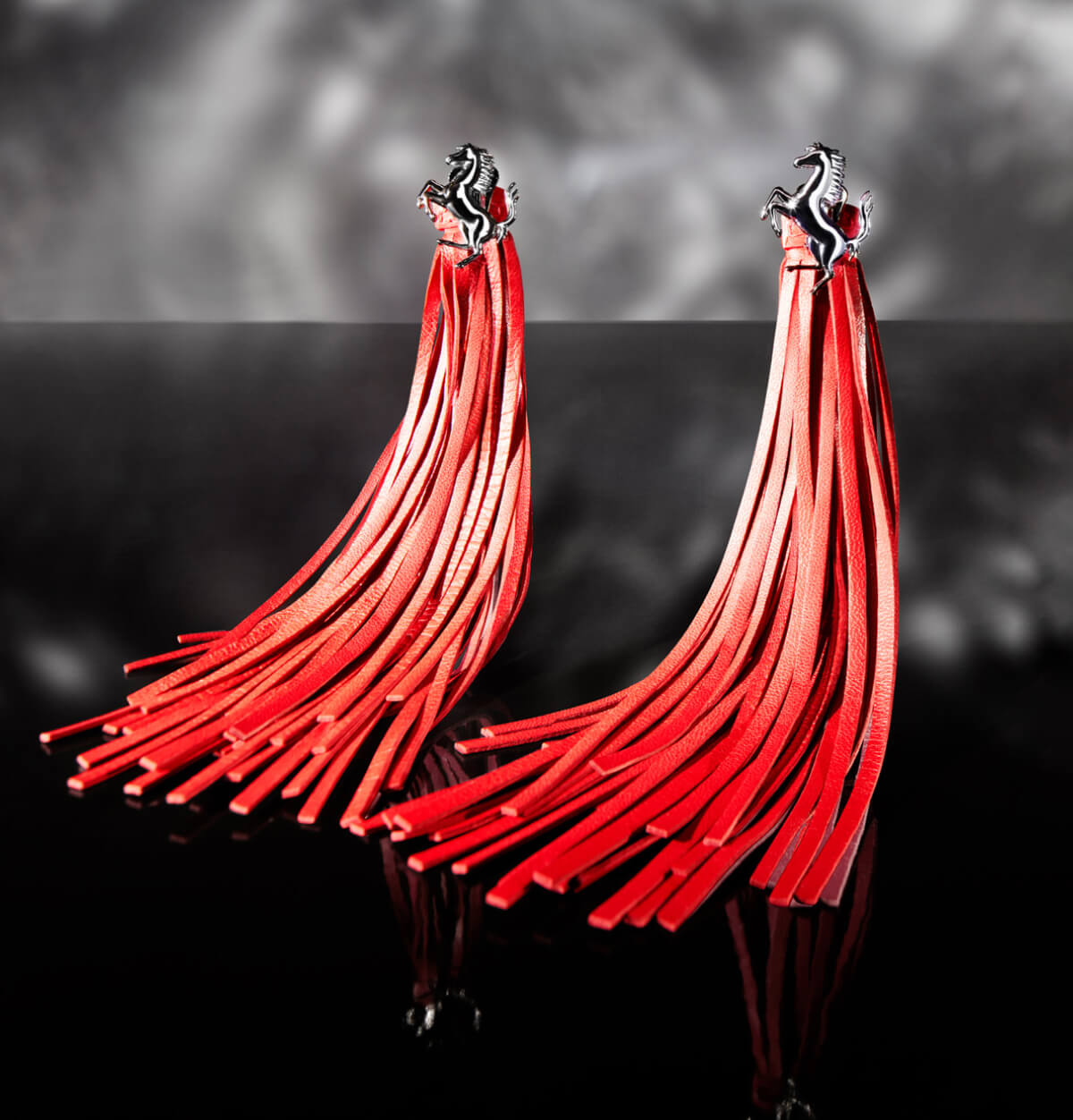 Earrings with leather fringing and Prancing Horse